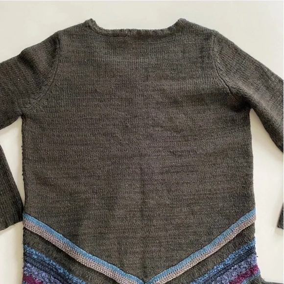 Soft Surroundings PS Foley Fringe Tunic Sweater
Wool Acrylic 38426 striped - Picture 10 of 13